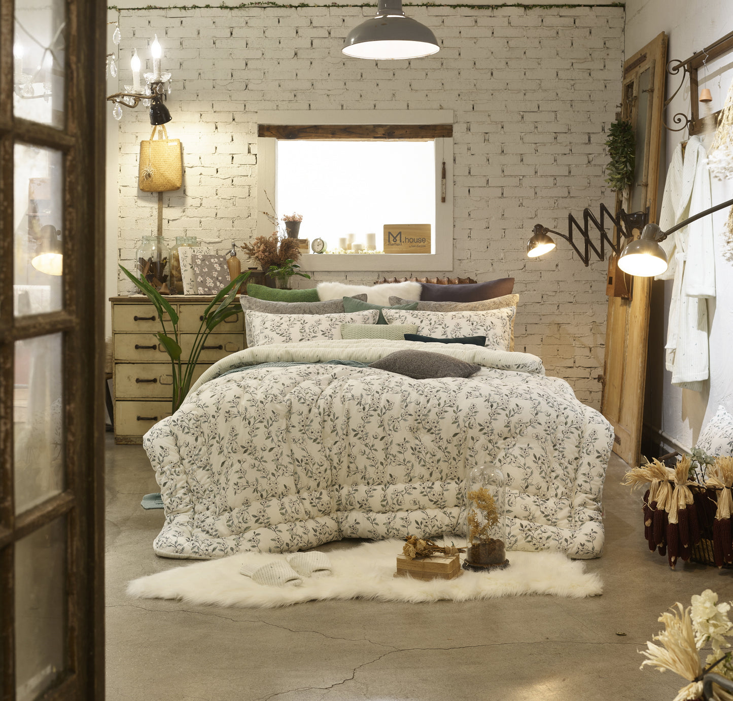 100% Pure Cotton + Micromink Reversible Comforter Set