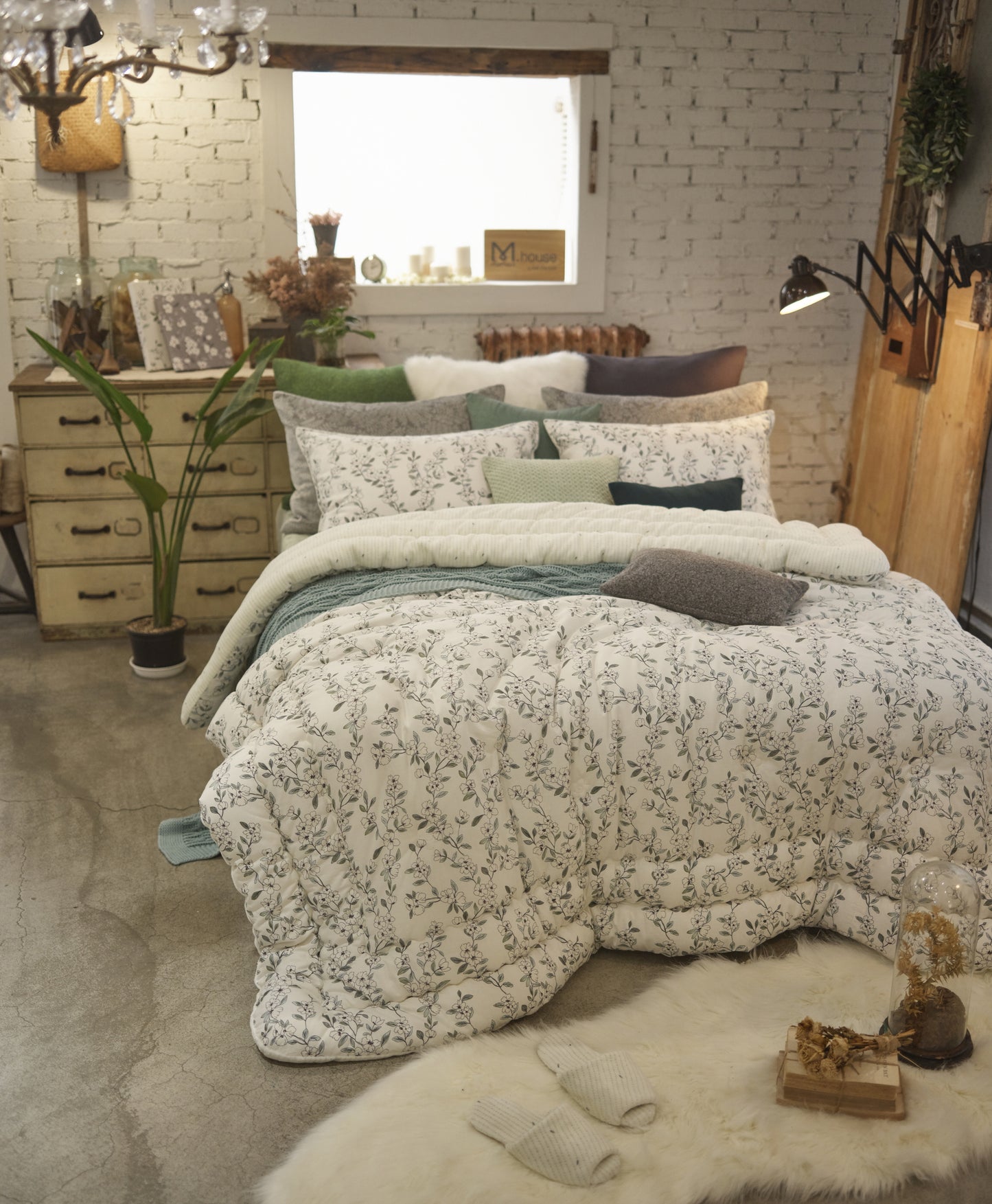 100% Pure Cotton + Micromink Reversible Comforter Set