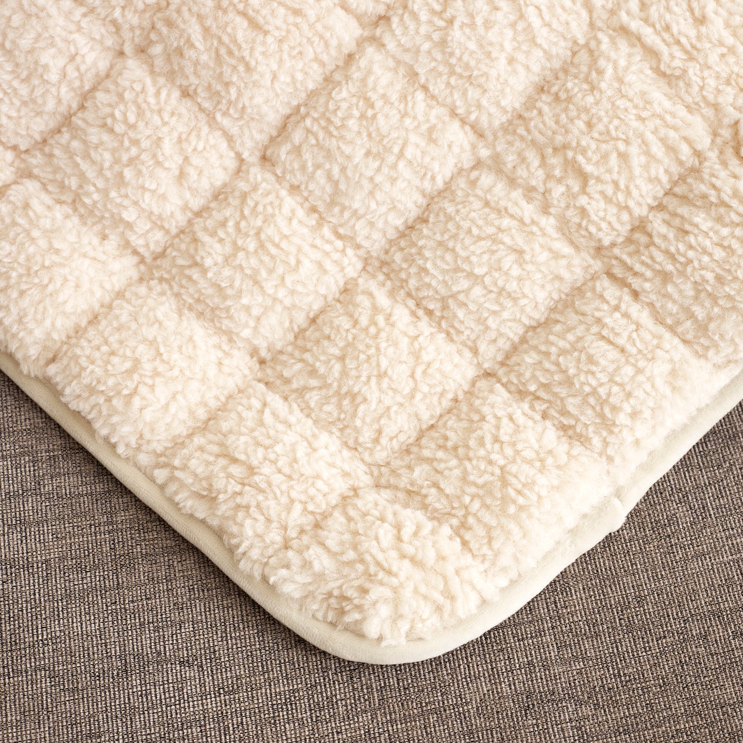 {NEW} Wool Like Soft and Warm touch Sofa pad