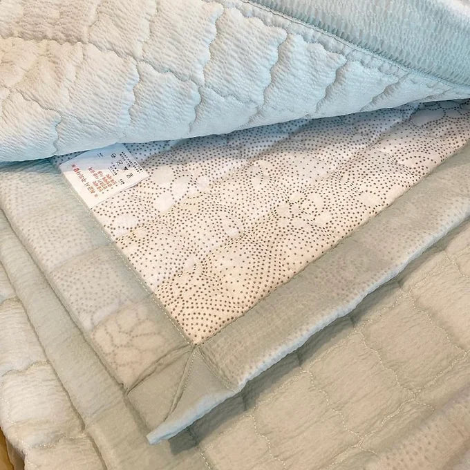 New COOLING Quilt Mattress Pad / topper