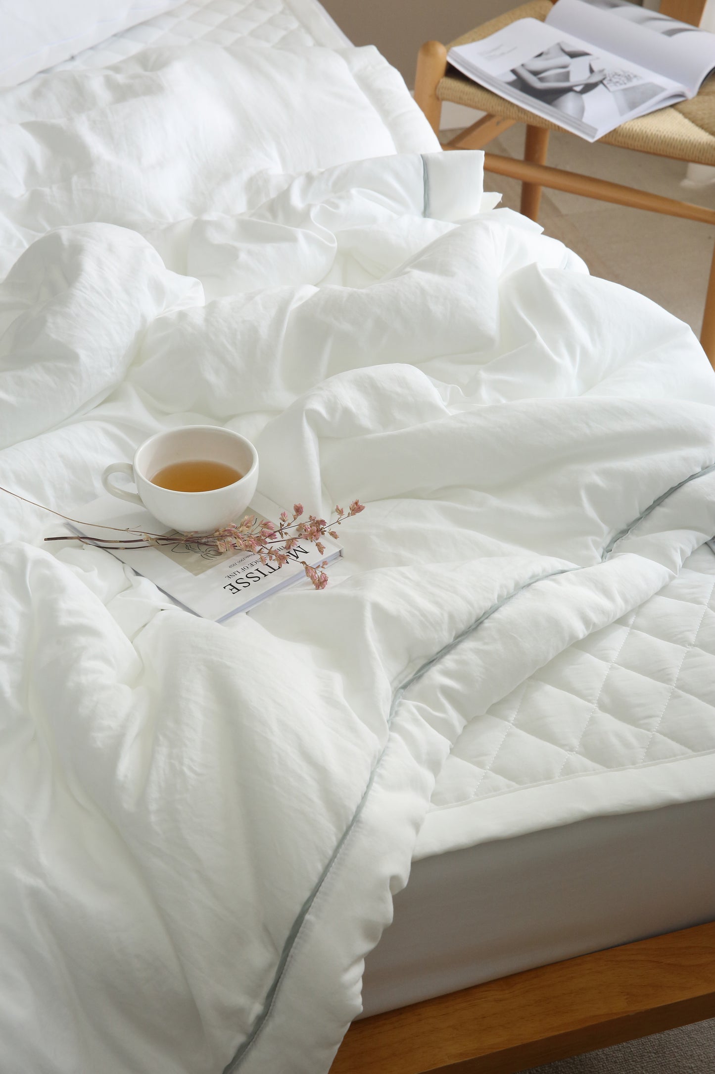 Ultra Soft Anti-Dust Semi-Micro Air Washing Comforter set / Double/Queen