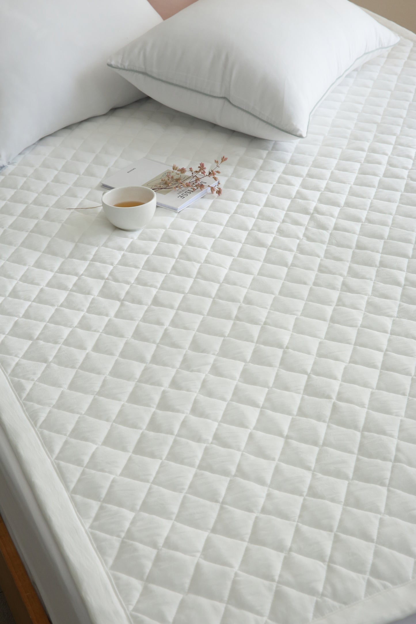 [NEW] Ultra Soft Anti-Dust Semi-Micro Air Washing Mattress Pad