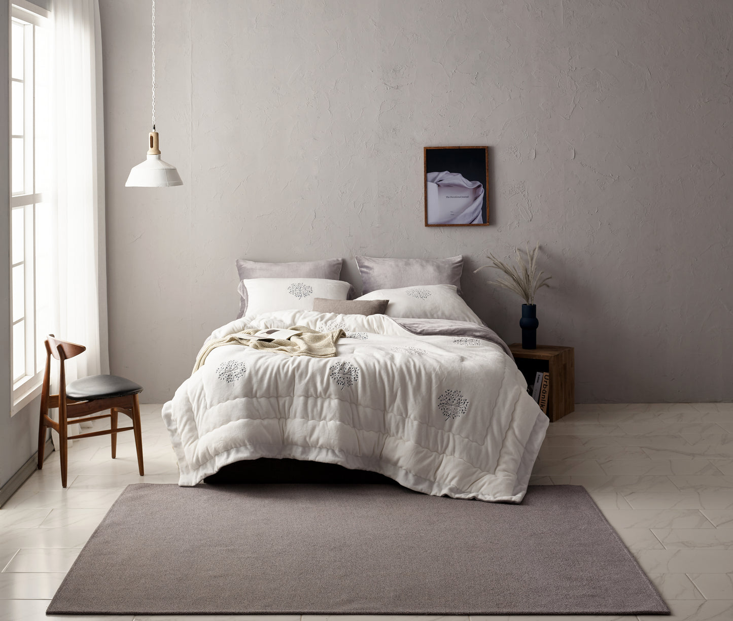 Hydrangea Premium Real Mink Touch  Comforter Set