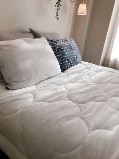[Grey] Dotty Mink Touch Microfiber Winter Queen Comforter set
