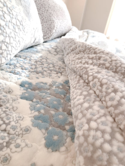 Blue diamond mink touch winter comforter set