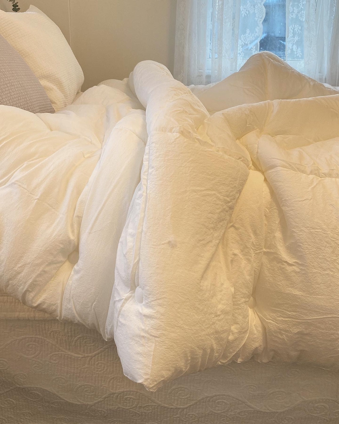 100% Pigment Washing Cotton Cloud Comforter_Creamy White